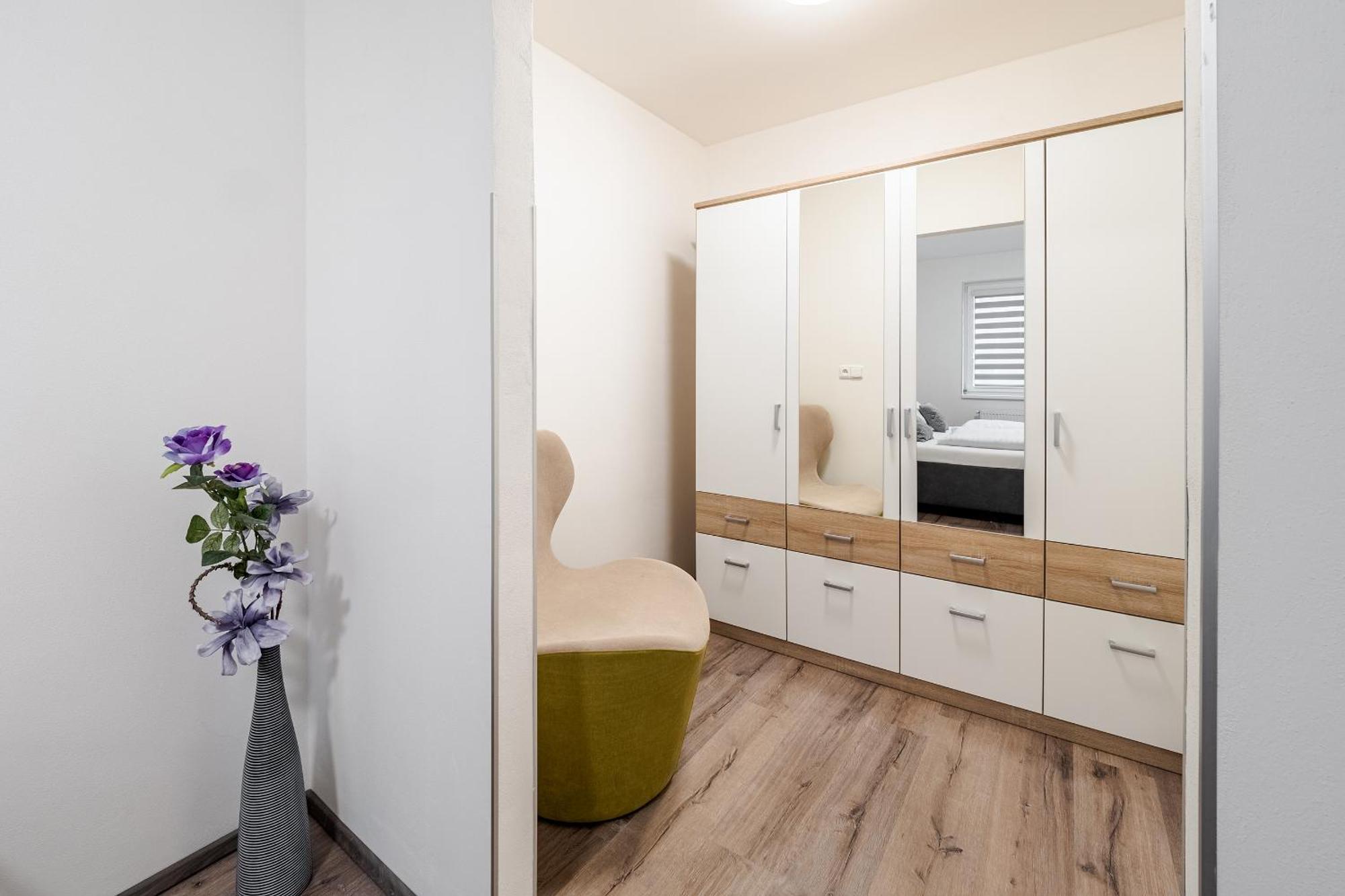 Private Luxury Apartments - Apartmany Frymburk Exterior foto
