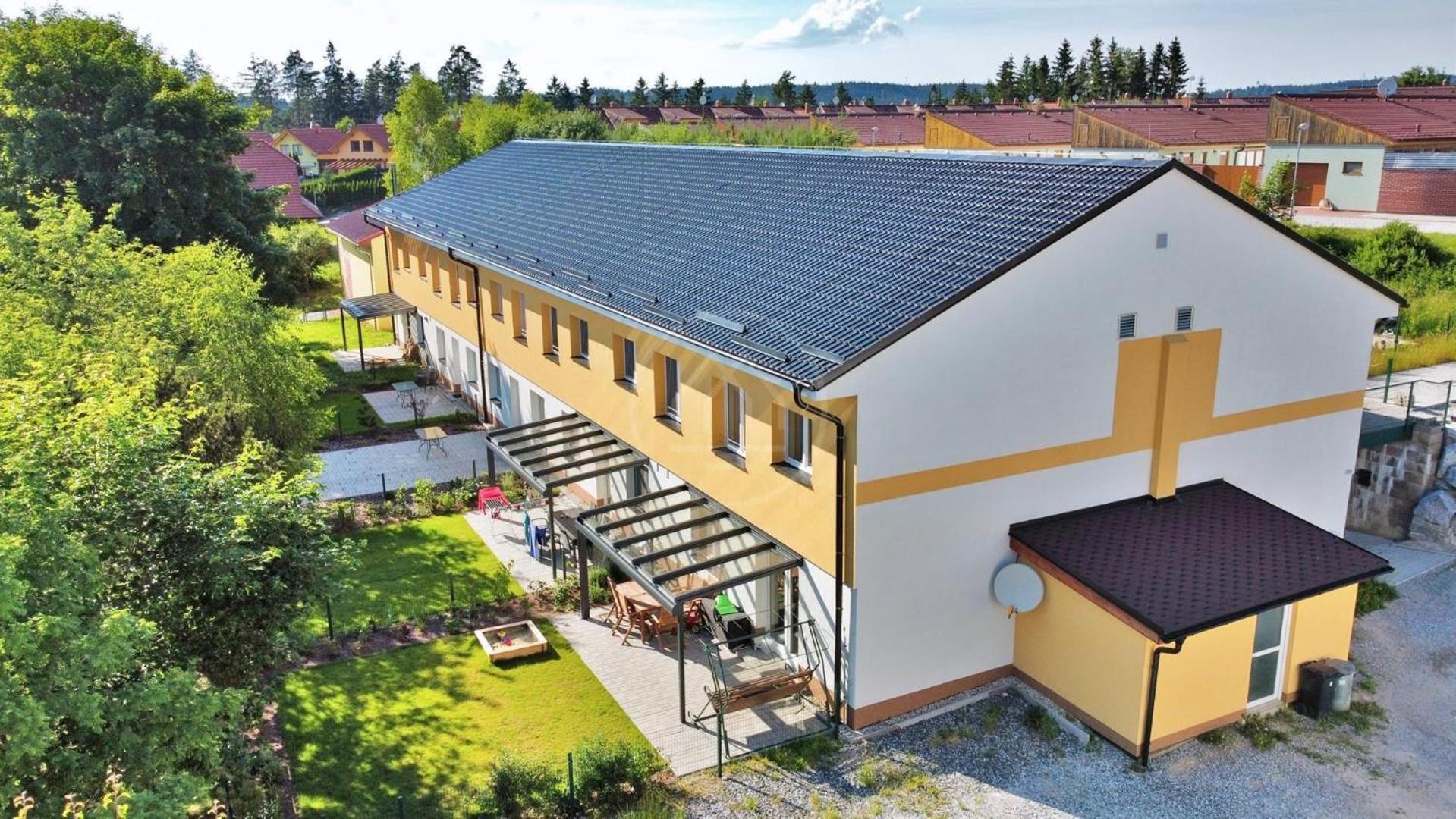 Private Luxury Apartments - Apartmany Frymburk Exterior foto